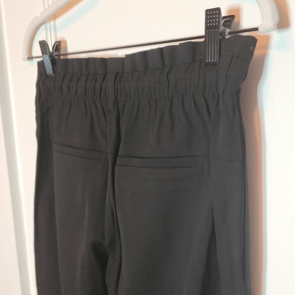 Vince Black Straight Leg Pants - Picture 4 of 6